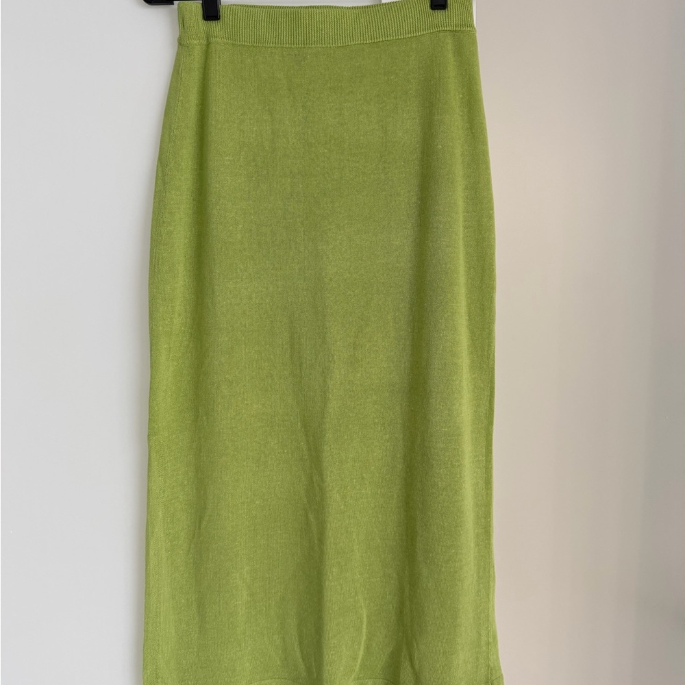 Zara Classic Green Knit Midi Skirt